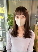 前髪ぷつっと顔周りレイヤー