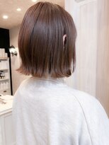 キャアリー(Caary)&nbsp;福山20代30代40代人気キャアリーぱつんと切りっぱなし外ハネボブ