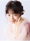 ツインお団子ヘア/シースルーバング/遅れ毛アレンジ/編み込み