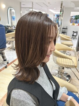 e.m.a プレミアムビューティーサロン 栄駅店(e.m.a PREMIUM BEAUTY SALON) 大人ナチュラルロング