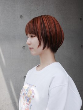 ティール 代々木上原(Teal) アンブレラカラー×ショートボブ