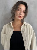 【打越】ミディアム×レイヤーカット×アッシュグレー
