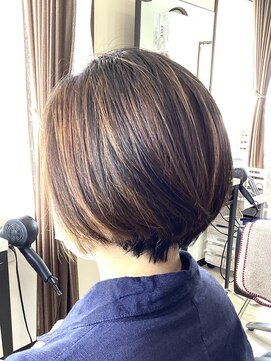 コア フィール ア デイ(COIFFURE A DAY) 【M3D見附今町】サラサラボブ