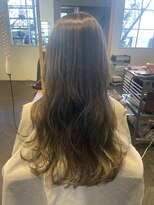 ムード マグ レーベル 南松本(MOOD Mag Label)&nbsp;20代30代40代ナチュラルハイライト透明感オリーブグレージュ