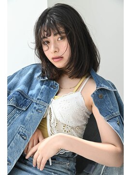 ラックスビーハカタ 福岡博多バスターミナル店(LUXBE HAKATA) ナチュラルワンカール黒髪ボブうる艶顔まわりカット