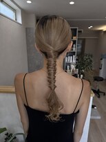 ヘアポップ(hair pop) タイトヘアアレンジ