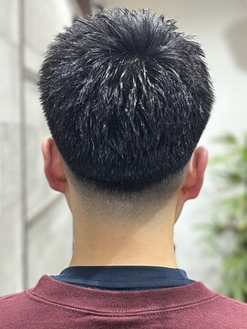 フェードカット/バーバースタイル/メンズ