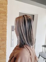 ラピス 横浜(Lapis) Hミルクティーアンブレラカラーハイライトブリーチカラー