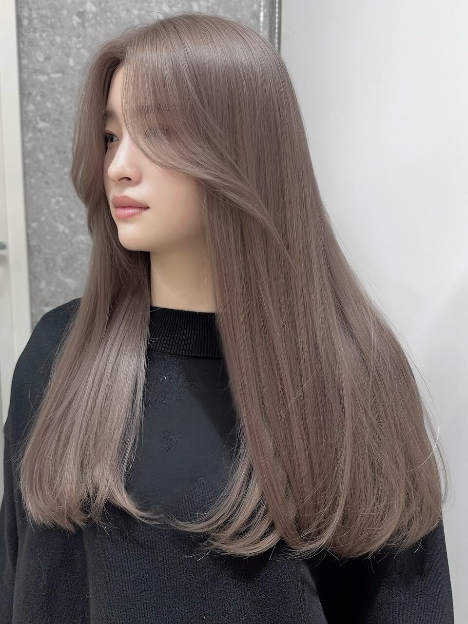 2026年春】明るめ アッシュベージュの髪型・ヘアアレンジ｜人気順
