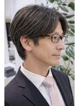 ティーツー メンズカットビジネスメンズ眉毛カットメンズカラー