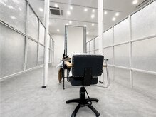土曜日のクジラ 黒崎店の雰囲気（半個室空間で周りを気にせずリラックス施術で癒しの空間を♪）