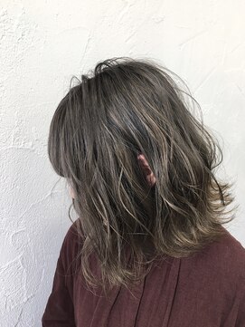 プライズ 表参道原宿店(prize) シルバーアッシュ/ボブ/くびれ/１０代２０代３０代ショートボブ