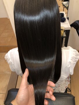 アコンプリッシュ 代官山 恵比寿(accomplish) クリスタルミネコラ