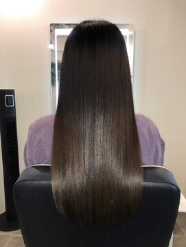 アールサロン アオヤマ(Rr SALON AOYAMA) プラチナミネコラストレート