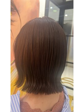 ロウ 町田(ROW) シアーベージュ/韓国/切りっぱなしボブ