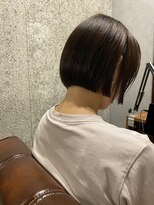 ビー(bee) ミニボブ