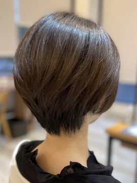 アトリエコア(Atelier Coa) ショートカットショートボブベージュカラーグレージュカラー