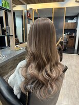 ラピス 横浜(Lapis)&nbsp;ミルクティーベージュシールエクステハイライトブリーチカラー