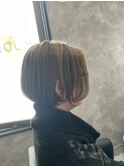 髪質改善×ショートボブ×ラテベージュ