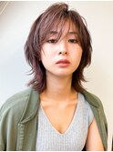 20代30代前下がりショートツヤ感ボブウルフレイヤーカット
