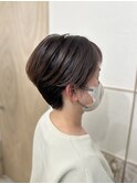 白髪ぼかし耳かけショート