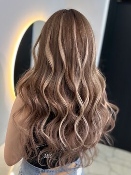 ラピス 福岡天神店(Lapis) ミルクティー×ハイライト/ブリーチ/レイヤーカット/髪質改善