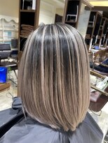 シェリー(Che'ri)&nbsp;バレイヤージュ/ベージュ/ボブ/和田