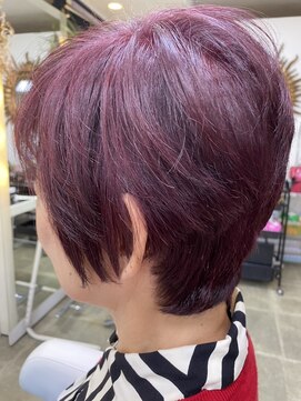 ヘアーハーツ(Hair Hearts) くびれショート/大人ショート/個性派かわいいピンクカラー！