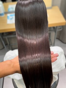 ナイアバイアヌエヌエ(naia by anuenue) 【director 大熊】高濃度水素髪質改善ストレート