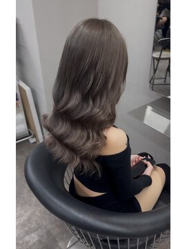 モアムー(Moremuu) グレージュ