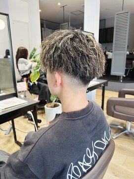 チェレ ブラン 堺東店(Chere brun) フェードパーマ・メンズハイライト・ツイストスパイラルパーマ