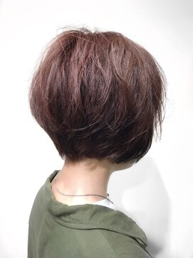 リアン(Lian) 【ピンクアッシュ】グラデーションボブ