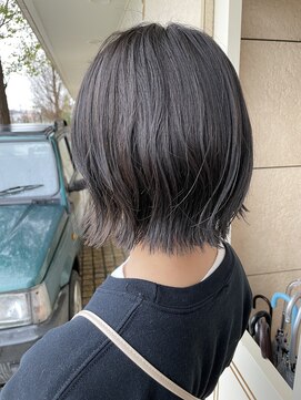 グート ヘアーメイク(gut HAIR MAKE) 切りっぱなしショート