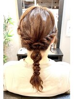ラシクベル(Lashiku Belle)&nbsp;編みおろしヘアアレンジ
