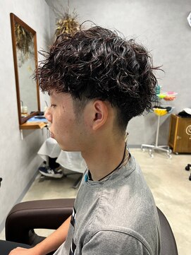 リット×ベリエ(Lit.×belier) 波巻きスパイラルパーマメンズマッシュツーブロックメンズパーマ