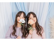 【岐阜県唯一のフォトスタジオ併設サロン】美容室の中にフォトブースをご用意♪プロカメラマンの撮影体験◎