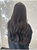 グレーカラー×エメラルドで透け感カラー