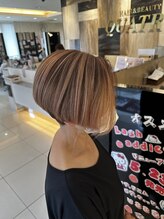 ダメージレスでオシャレが叶う｢白髪ぼかし｣、とSNSで大人気の各種パーマ♪