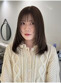 オリーブベージュと顔まわりレイヤー