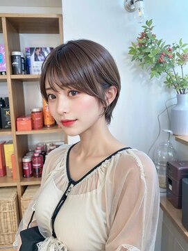 エニ 自由が丘(ENi) 黒髪/グレーベージュ/レイヤーロング/前髪パーマ[自由が丘駅]