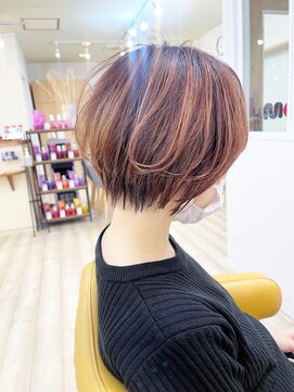 モリオ フロム ロンドン 成増店 【morio成増 セリザワ】ショートボブ ナチュラルハイライト