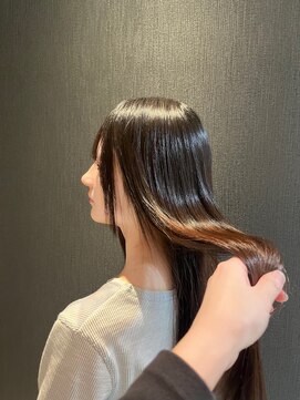 アイディー バイ ケンジ(id. by KENJE) 【straight perm】