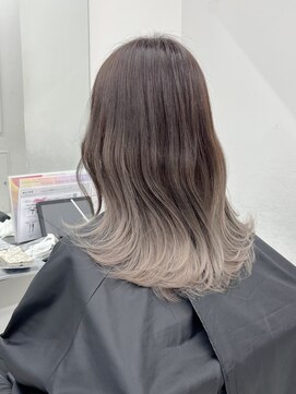 アライブ キチジョウジ(ALIVE Kichijoji) 【ALIVE吉祥寺】ホワイトシルバーグラデーションカラー