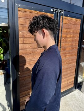 ラフ バイ マグ 南松本(R.A.F. by Mag) 松本緩めシャドウパーマ波巻きパーマツイストスパイラルパーマ