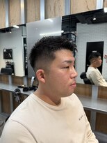 リレーションメンズヘアー(RELATION MEN'S HAIR)&nbsp;センターパートスペインカールメンズマッシュフェザーショート