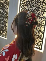 リブラン バイ ルッカ(Liburan by Lucca)&nbsp;3月ハーフアップ