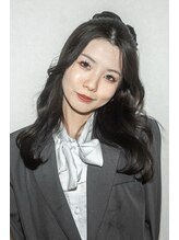 アレクサンドル オブ カラーズ トヤマ(ALEXANDRE OF COLORS TOYAMA)&nbsp;山岸 あかり