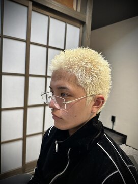 南部理髪店 パンクブロンドショート