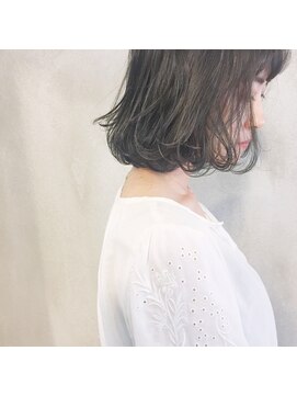 ミント(mint) ＊暗髪パールグレー×人気の切りっぱなしボブ＊