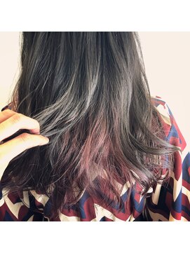 ビヨンドイー(beyond E) インナーカラーグレージュピンク